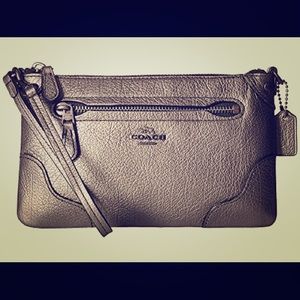 NWT Coach wristlet